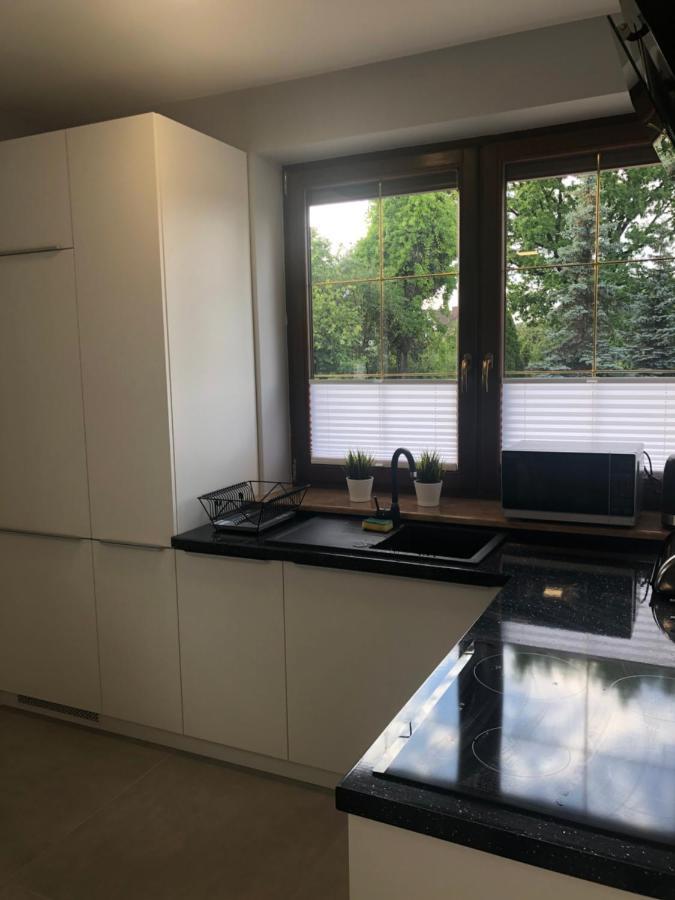 Klimatyzowane Apartamenty I Pokoje Przy Targach Kielce Kültér fotó