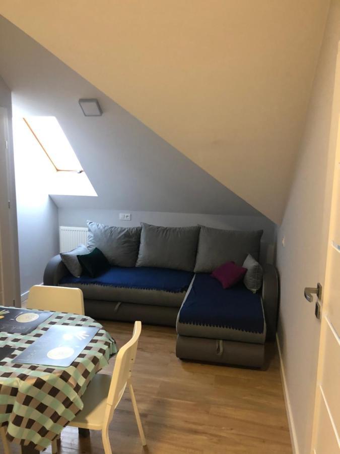 Klimatyzowane Apartamenty I Pokoje Przy Targach Kielce Kültér fotó