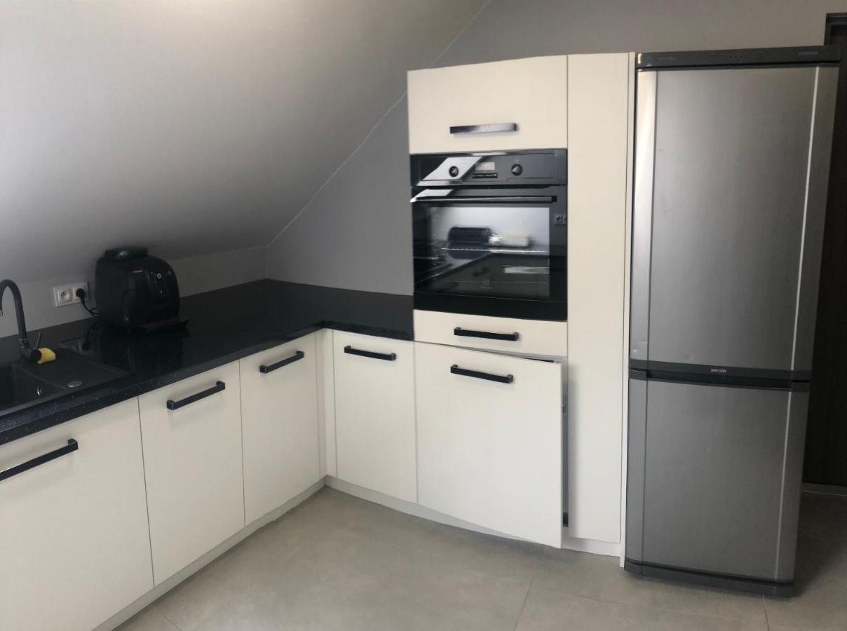 Klimatyzowane Apartamenty I Pokoje Przy Targach Kielce Kültér fotó